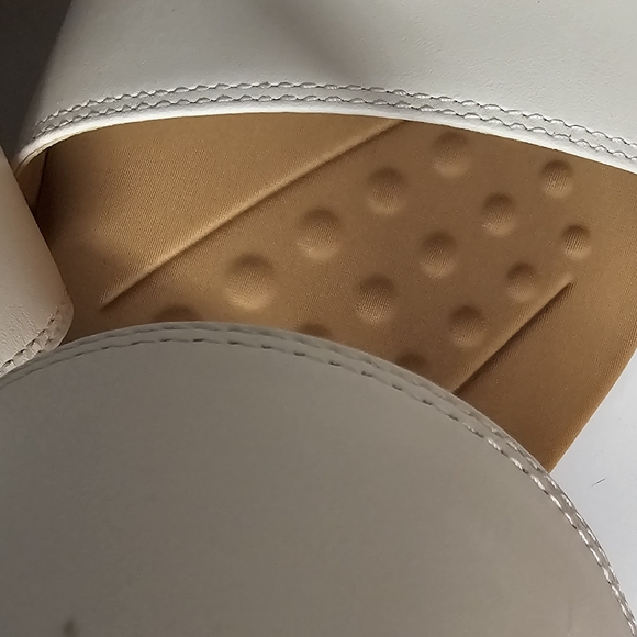 Brand New Easy spirit block heel size 11 - Picture 4 of 7